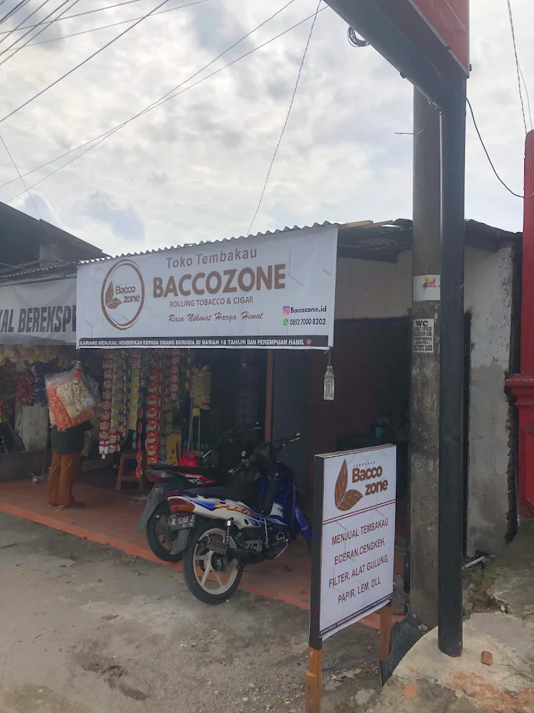 Suasana lokasi toko BaccoZone
